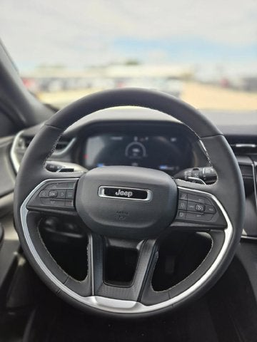 2024 Jeep Grand Cherokee L Laredo 4x4