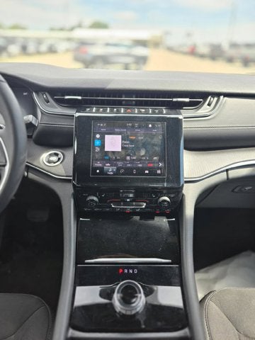 2024 Jeep Grand Cherokee L Laredo 4x4