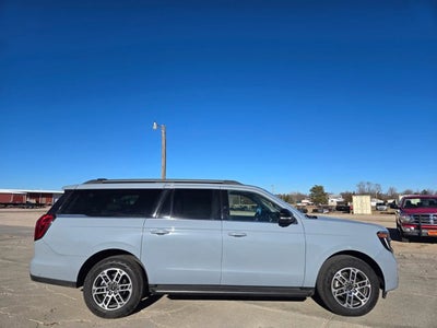 2025 Ford Expedition Active MAX