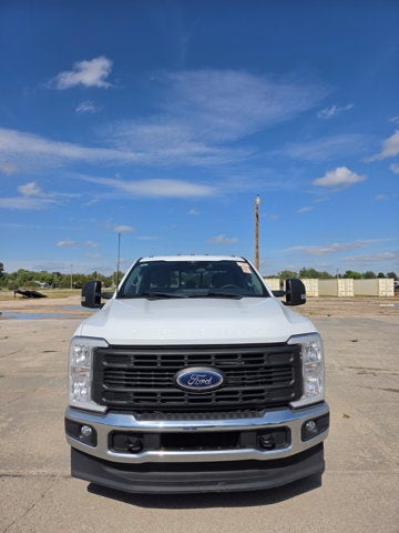 2023 Ford Super Duty F-350 DRW XL