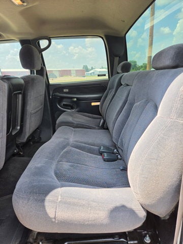 2002 Chevrolet Silverado 1500HD LS