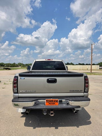 2002 Chevrolet Silverado 1500HD LS
