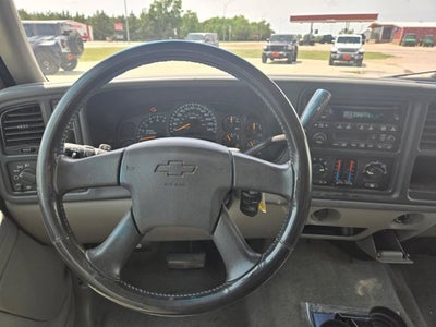 2004 Chevrolet Suburban 1500 LS