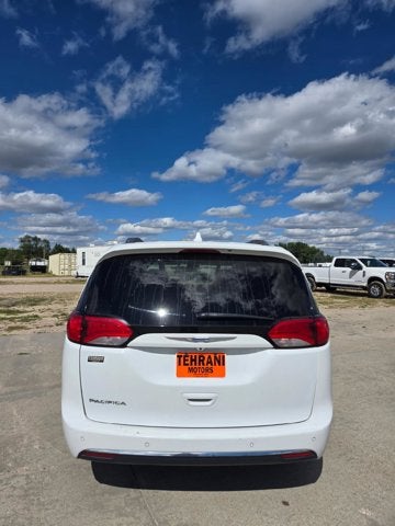 2018 Chrysler Pacifica Touring L Plus