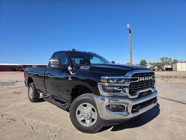 2026 RAM 3500 Tradesman Regular Cab 4x4 8' Box