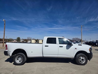 2024 RAM 3500 Tradesman Crew Cab 4x4 8' Box