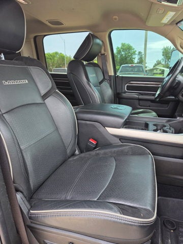 2021 RAM 3500 Laramie Crew Cab 4x4 8' Box