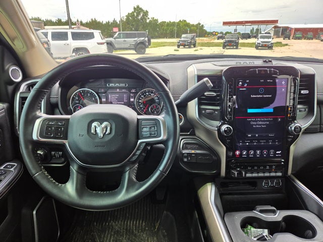 2021 RAM 3500 Laramie Crew Cab 4x4 8' Box