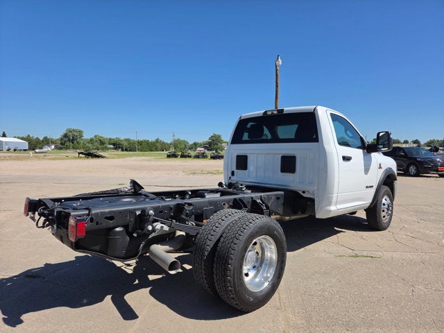 2025 RAM 3500 Chassis Tradesman/Big Horn