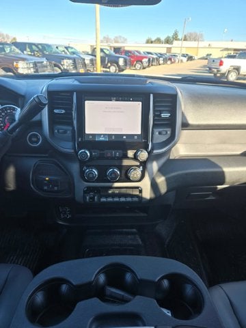 2025 RAM 3500 Chassis Tradesman/Big Horn